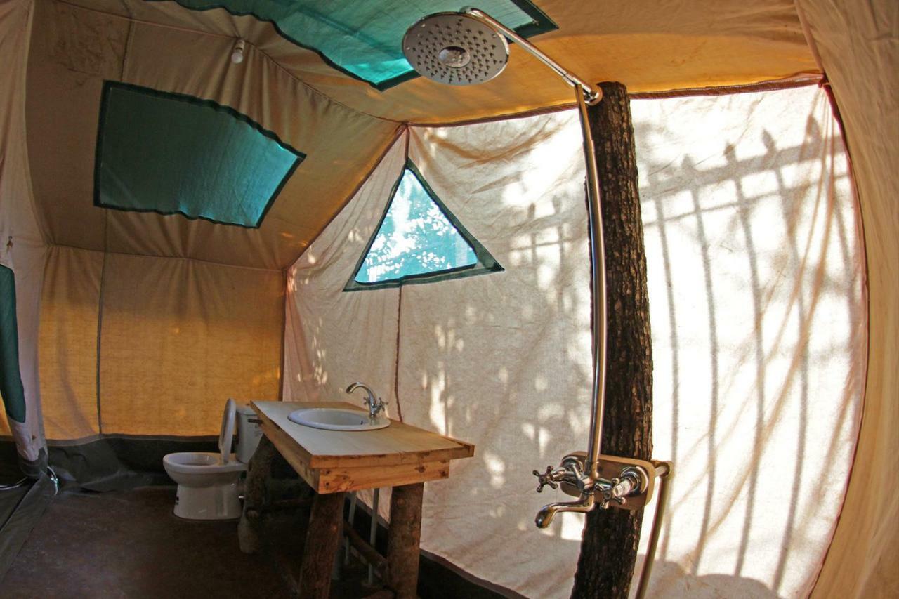 MorotoKara-Tunga Safari Camp住宿加早餐旅馆 外观 照片